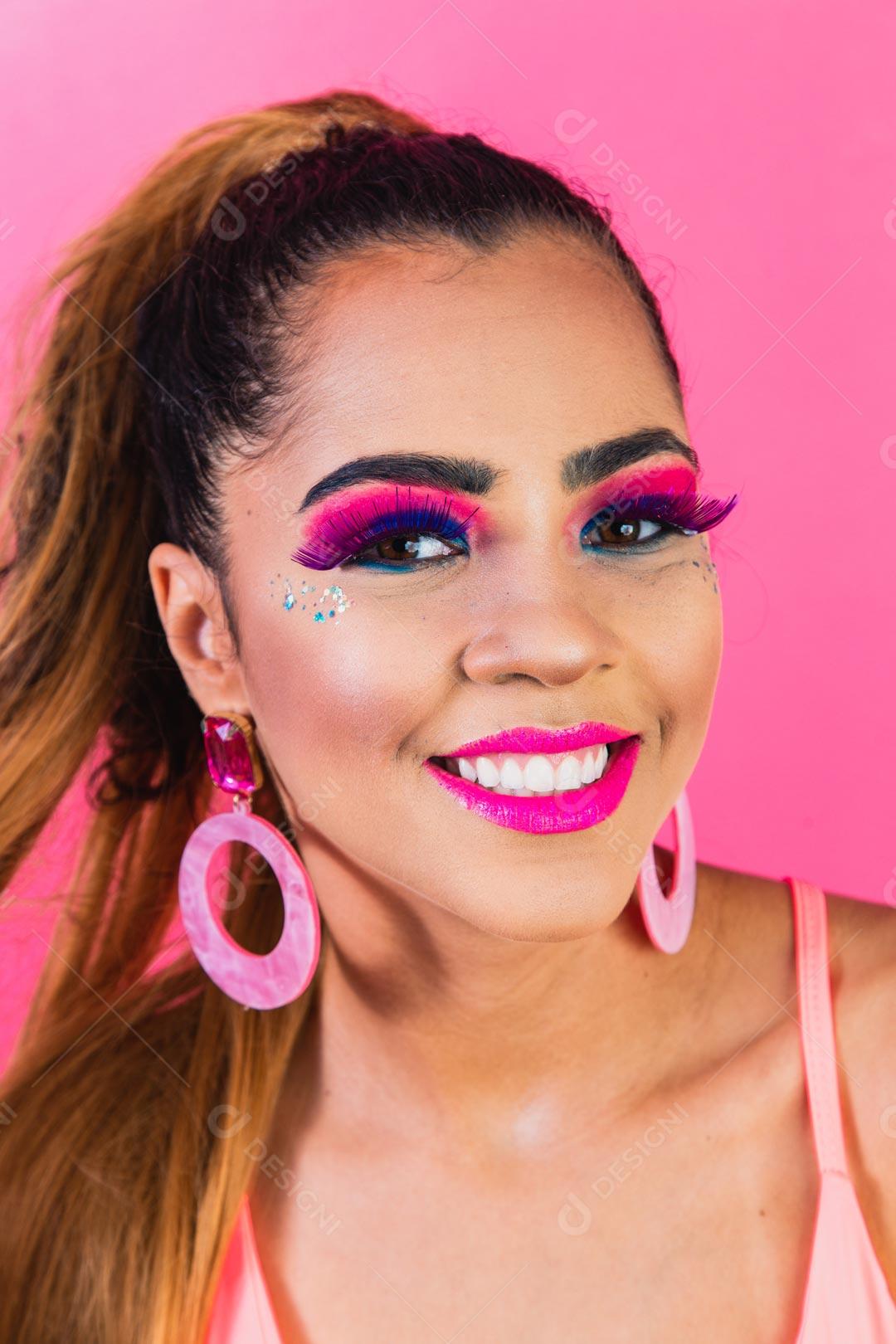 Mulher Bonita Com Maquiagem Várias Cores Carnaval JPG [download