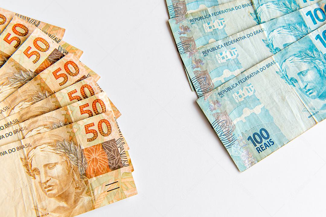 Dinheiro reais cedulas dinheiro brasileiro notas de cem de vinte e de 50  reais [download] - Designi