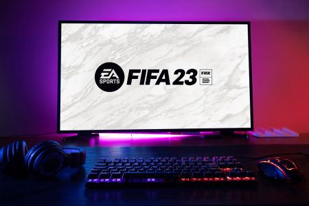 FIFA 23 computador um videogame multiplayer online desenvolvido pela EA  Sports [download] - Designi