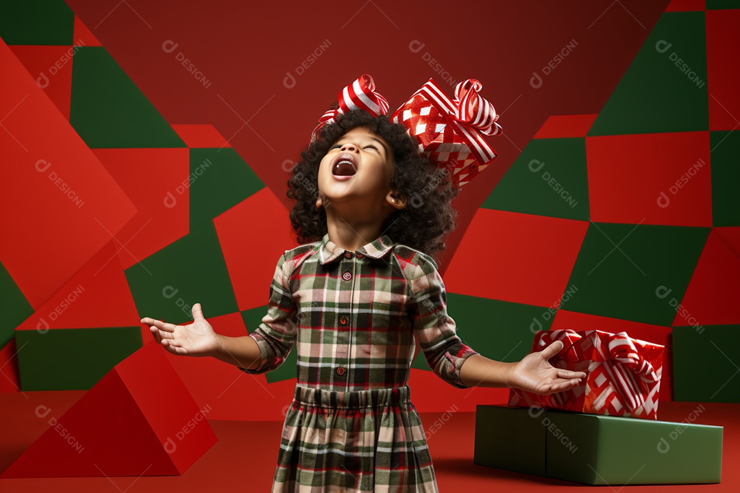 Menina jovem celebrando natal